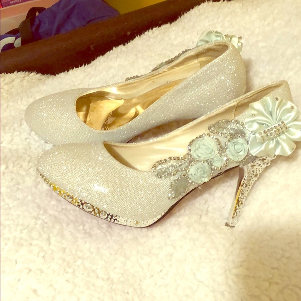 Wedding shoes by Bnhh sz9 Absolutely Gorgeous